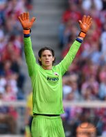 Fussball 1. Bundesliga Saison 15/16: FC Bayern Muenchen - FC Augsburg