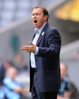 2. Fussball Bundesliga : Ewald Lienen  ( 1860 Muenchen)