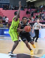 Basketball 2. Bundesliga  19/20: Tigers Tuebingen - Team Ehingen Urspring