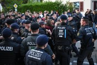Gegendemo zum Streitgespraech OB Palmer und AfD Landesvorsitzender Frohnmaier in Tuebingen