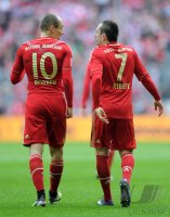 Fussball 1. Bundesliga, Saison 2011/2012:  Arjen Robben (li,) mit Franck Ribery (FC Bayern Muenchen)