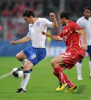 Fussball International EM 2012-Qualifikation: Gareth BARRY (li, England) gegen Xavier MARGAIRAZ (re, Schweiz)