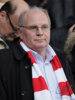 Fussball 1. Bundesliga  Saison 2010/2011: Praesident  Uli Hoeness (FC Bayern Muenchen)