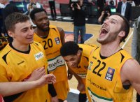 Basketball 1. Bundesliga 14/15 Hauptrunde:  Walter Tigers Tuebingen - EWE Baskets Oldenburg