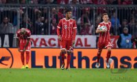 Fussball 1. Bundesliga Saison 17/18: FC Bayern Muenchen - VfL Wolfsburg