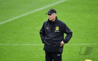 Fussball International CHL 19/20: Trainer Lucien Favre (Borussia Dortmund)