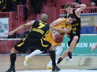 Basketball 1. Bundesliga 14/15 Hauptrunde:  Walter Tigers Tuebingen - MHP RIESEN Ludwigsburg