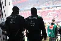 Fussball 1. Bundesliga Saison 21/22: JUBEL FC Bayern Muenchen feiert die 32. Meisterschaft