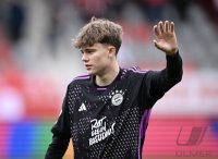 Fussball UEFA Youth League 23/24:  FC Bayern Muenchen - Olympiakos Piraeus