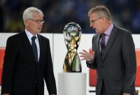 Fussball 1. Bundesliga, Supercup: Reinhard RAUBALL (li) und Holger HIERONYMUS (re)