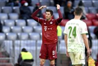 Fussball 1. Bundesliga Saison 21/22: FC Bayern Muenchen - SpVgg Greuther Fuerth
