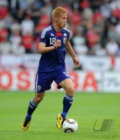 FUSSBALL INTERNATIONAL: Keisuke HONDA (Japan)