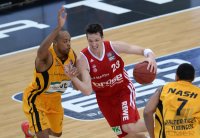 Basketball 1. Bundesliga 2013/2014:  Walter Tigers Tuebingen - Brose Baskets Bamberg