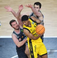 Basketball 2. Bundesliga 2021/2022: Tigers Tuebingen - Medipolis SC Jena