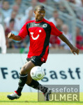 FUSSBALL 1. Bundesliga Hannover, GUZMAN Einzelaktion