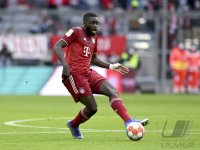 Fussball 1. Bundesliga Saison 21/22: FC Bayern Muenchen - SpVgg Greuther Fuerth