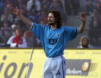 Fussball  1. Bundesliga  Saison 2000/2001:  FC Bayern Muenchen - TSV 1860 Muenchen