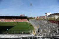 Fussball Regionalliga Sued 2011/2012: Gruenwalder Stadion in Muenchen