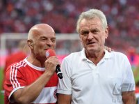 Fussball 1. Bundesliga Saison 15/16: FC Bayern Muenchen - Hamburger SV