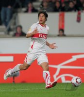FUSSBALL  UEFA Europa League  10/11:  Shinji Okazaki (VfB Stuttgart)