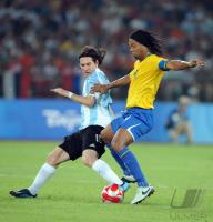 FUSSBALL  Olympia 2008  Halbfinale Maenner Argentinien - Brasilien