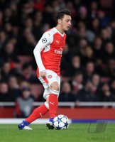 Fussball CHL 16/17 Achtelfinale: Arsenal London - FC Bayern Muenchen