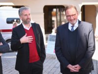 20 Buergermeister aus drei Landkreisen unterstuetzen die Innenstadtstreckein Tuebingen