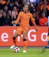 FUSSBALL INTERNATIONAL Testspiel: Niederlande - Deutschland