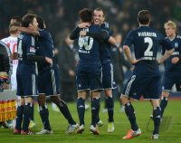 Fussball 1. Bundesliga, Saison 2012/2013: Heung Min Son und Rafael van der Vaart (v. li., Hamburger SV)