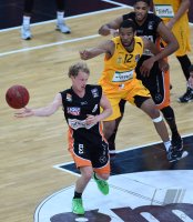 Basketball 1. Bundesliga 15/16 Testspiel:  Walter Tigers Tuebingen - ratiopharm Ulm