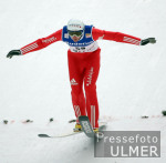 Skispringen Vierschanzentournee Innsbruck Quali - Kuettel beim Aufsprung