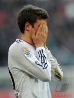 Fussball: 1. Bundesliga Saison 2010/2011: Hannover 96 - Bayern Muenchen