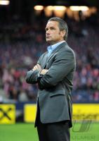 Fussball International EM 2012-Qualifikation: Trainer Bernd Storck (Kasachstan)