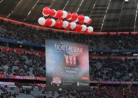 Fussball 1. Bundesliga Saison 16/17: FC Bayern Muenchen - VfL Wolfsburg