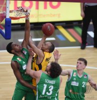 Basketball 1. Bundesliga  13/14  Walter Tigers Tuebingen  - TBB Trier