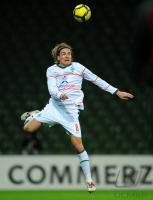 FUSSBALL, DFB Pokal Halbfinale: Bremen, FRITZ Einzelaktion am Ball