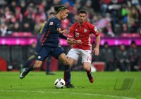 Fussball 1. Bundesliga Saison 16/17: FC Bayern Muenchen - RB Leipzig