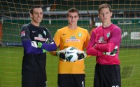 Fussball 1. Bundesliga, Saison 2012/2013, Werder Bremen: Raphael Wolf, Sebastian Mielitz und Richard Strebinger im exklusiven Pressefoto ULMER Fotoshooting