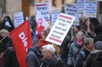 DGB Kundgebung auf dem Tuebinger Marktplatz