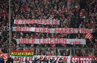 Fussball 1. Bundesliga Saison 16/17: FC Bayern Muenchen - RB Leipzig