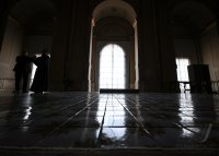 Vatikan / Rom: Trauer nach dem Tod von Papst Franziskus I.