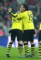 Fussball 1. Bundesliga, Saison 2012/2013:  JUBEL mit Lukasz Piszczek, Mario Goetze und Mats Hummels (v. li., Borussia Dortmund)