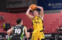 Basketball 2. Bundesliga 2021/2022: Tigers Tuebingen - ROEMERSTROM Gladiators Trier