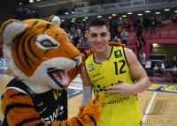 Barmer 2. Basketball Bundesliga  18/19: Tigers Tuebingen - Roemerstrom Gladiators Trier
