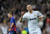 FUSSBALL  CHL  Saison 2011/2012:  JUBEL Karim Benzema (Real Madrid)