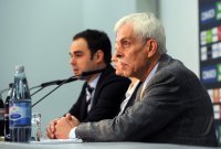 2. Fussball Bundesliga: 1860 Muenchen Pressekonferenz