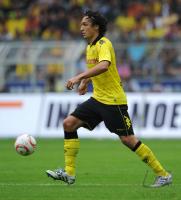 Fussball 1. Bundesliga  Saison 2010/2011: Borussia Dortmund, SCHMELZER am Ball