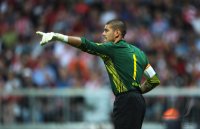 Fussball International Audi Cup 2011: Torwart Victor Valdes  (Barca)