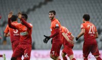 Fussball 2. BUNDESLIGA 14/15: JUBEL 1. FC Kaiserslautern