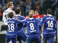 Fussball, 1. Bundesliga: Schalke - Leverkusen